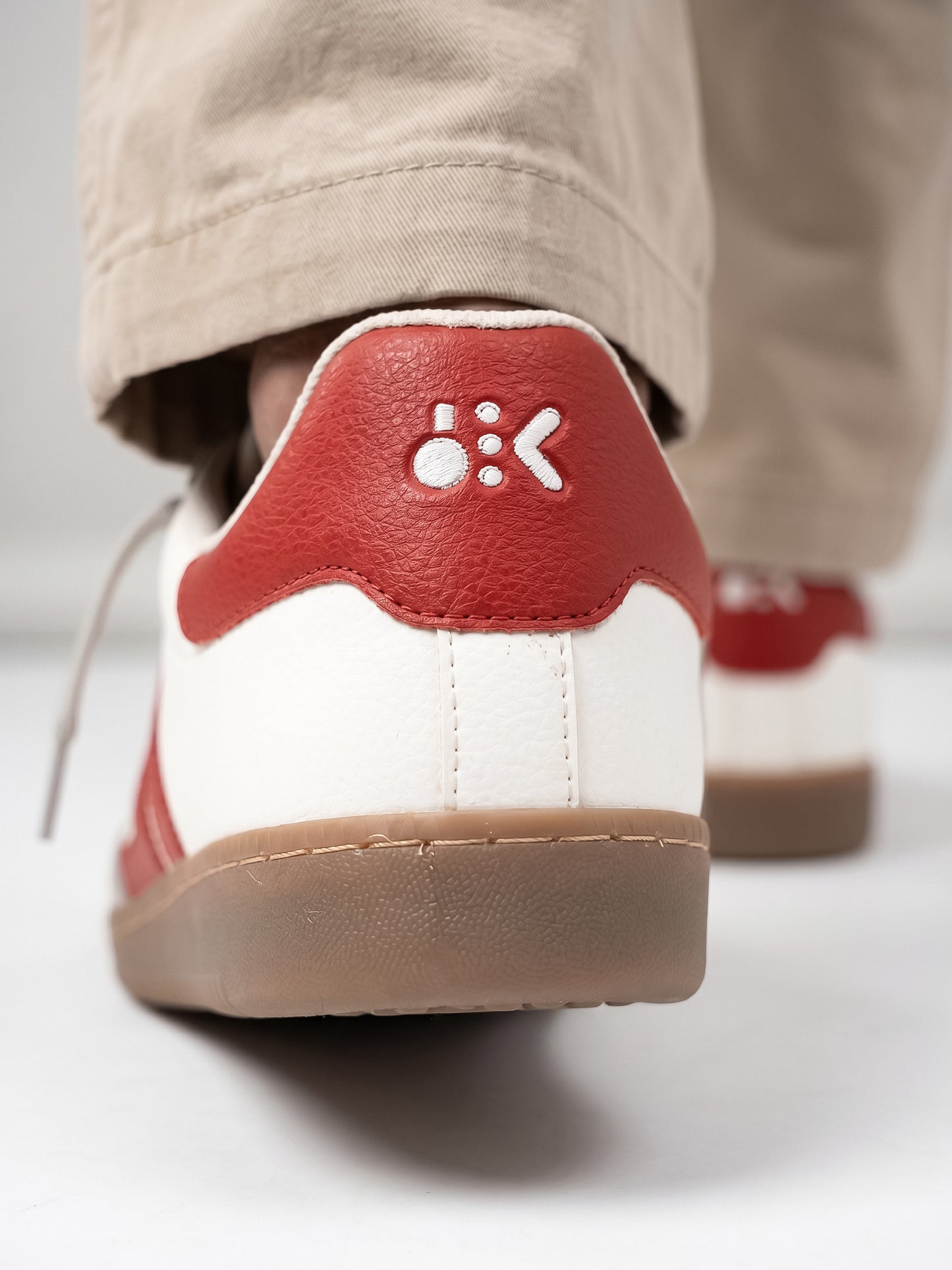 Drifter Red White